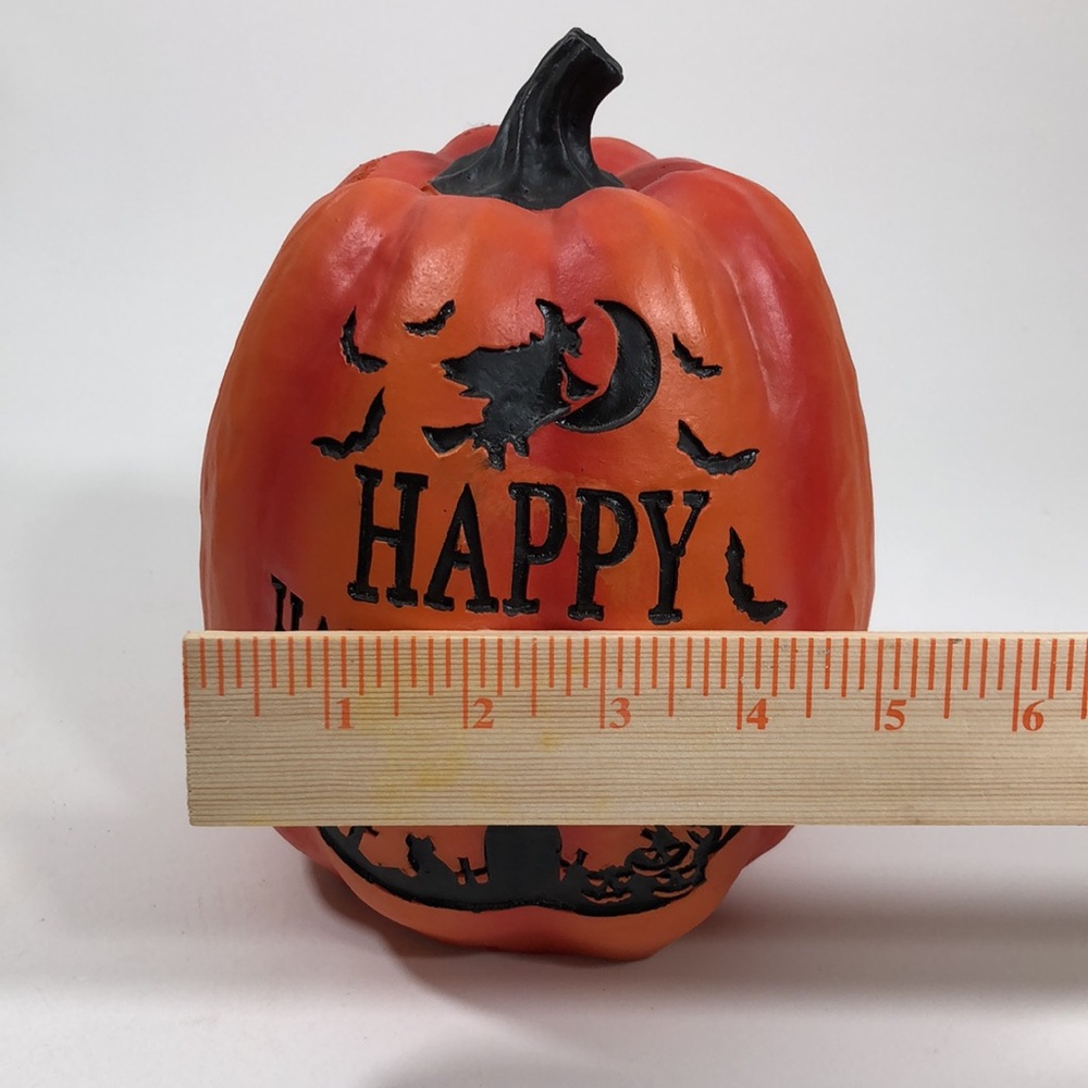 Halloween Polyresin Pumpkin decor - Picture 7 of 7